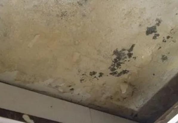 伊通阳台漏水维修公司分享下伊通卫生间渗水维修需要注意哪些问题。